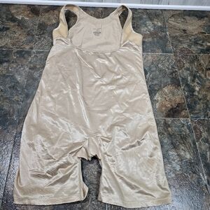 Secret solutions tan shapewear women's plus size 1X 22-24